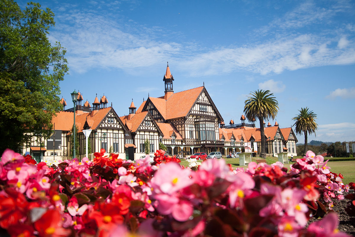 10 Days 8 Nights North & South Private Package – Season Spring